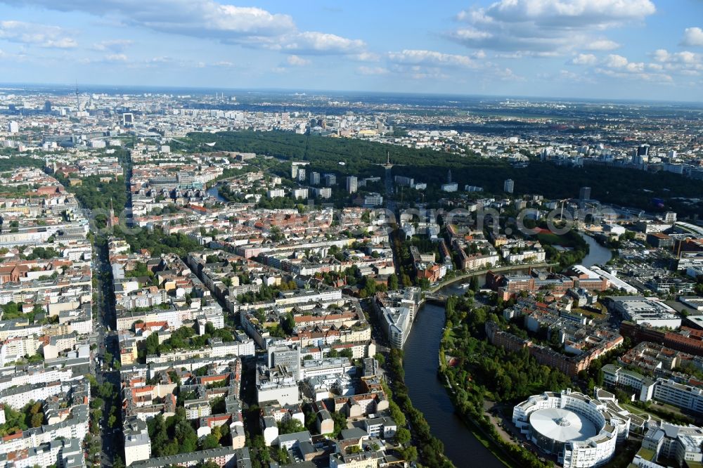 Aerial photograph Berlin - Office building - Ensemble Spree-Forum in Alt-Moabit in Berlin, Germany