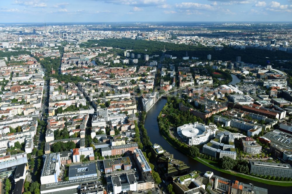 Aerial image Berlin - Office building - Ensemble Spree-Forum in Alt-Moabit in Berlin, Germany