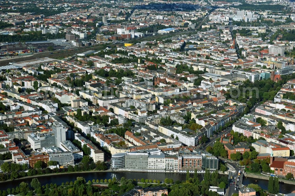 Aerial photograph Berlin - Office building - Ensemble Spree-Forum in Alt-Moabit in Berlin, Germany