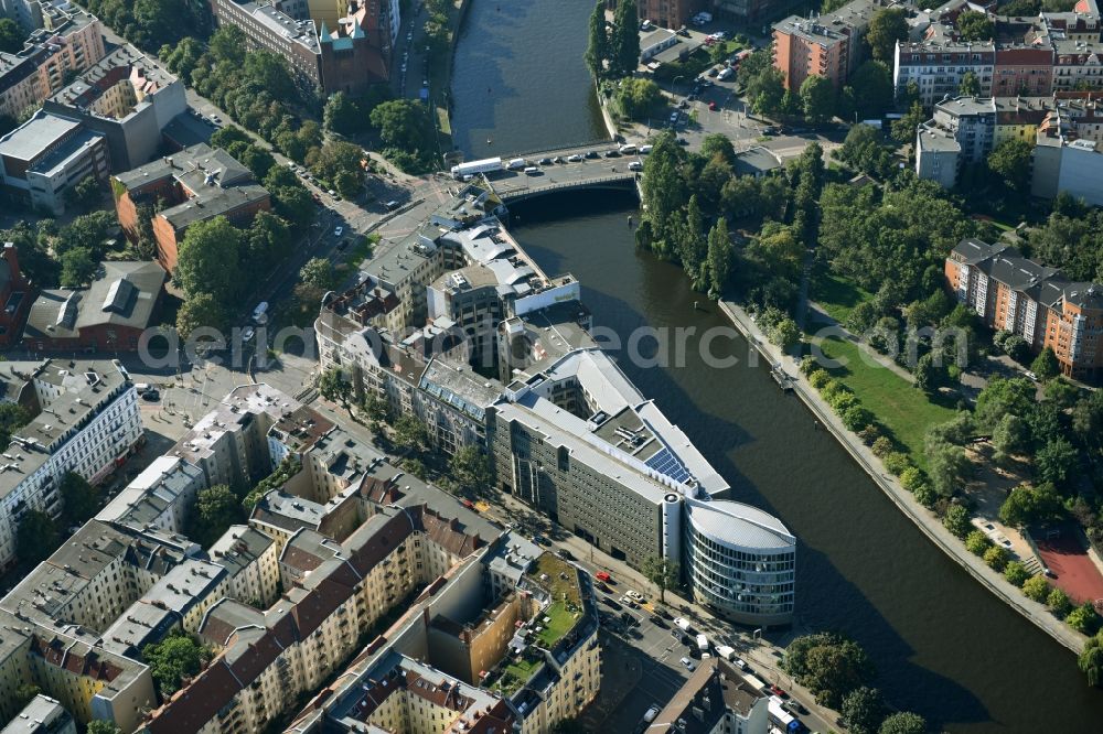 Aerial image Berlin - Office building - Ensemble Spree-Forum in Alt-Moabtit in Berlin, Germany