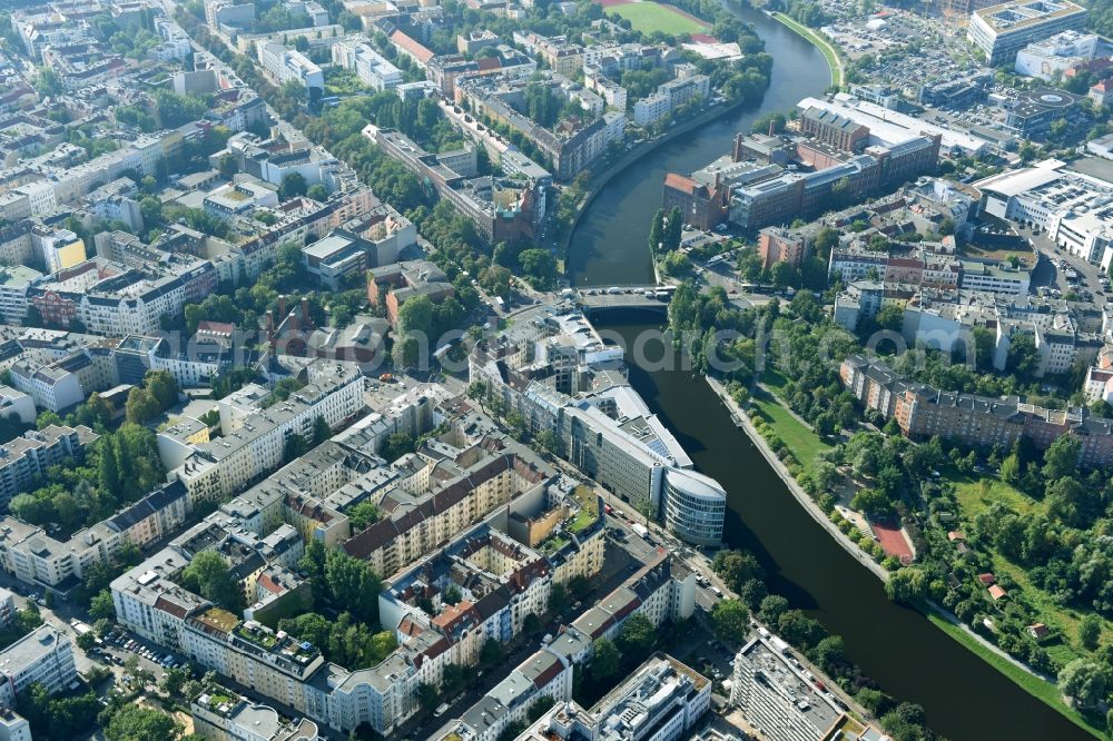 Berlin from the bird's eye view: Office building - Ensemble Spree-Forum in Alt-Moabtit in Berlin, Germany