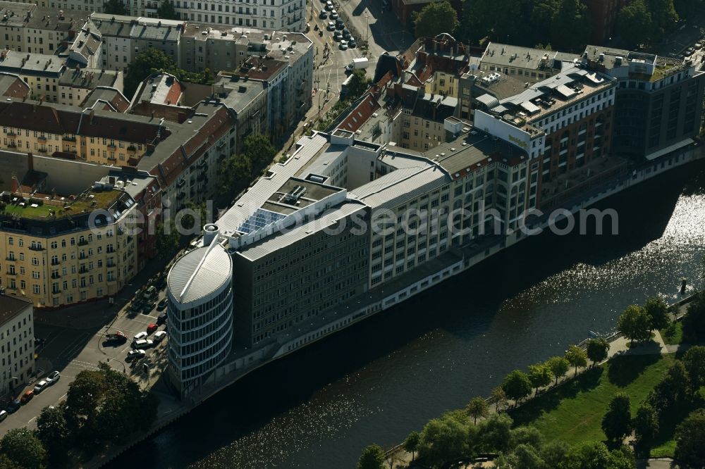 Aerial photograph Berlin - Office building - Ensemble Spree-Forum in Alt-Moabtit in Berlin, Germany