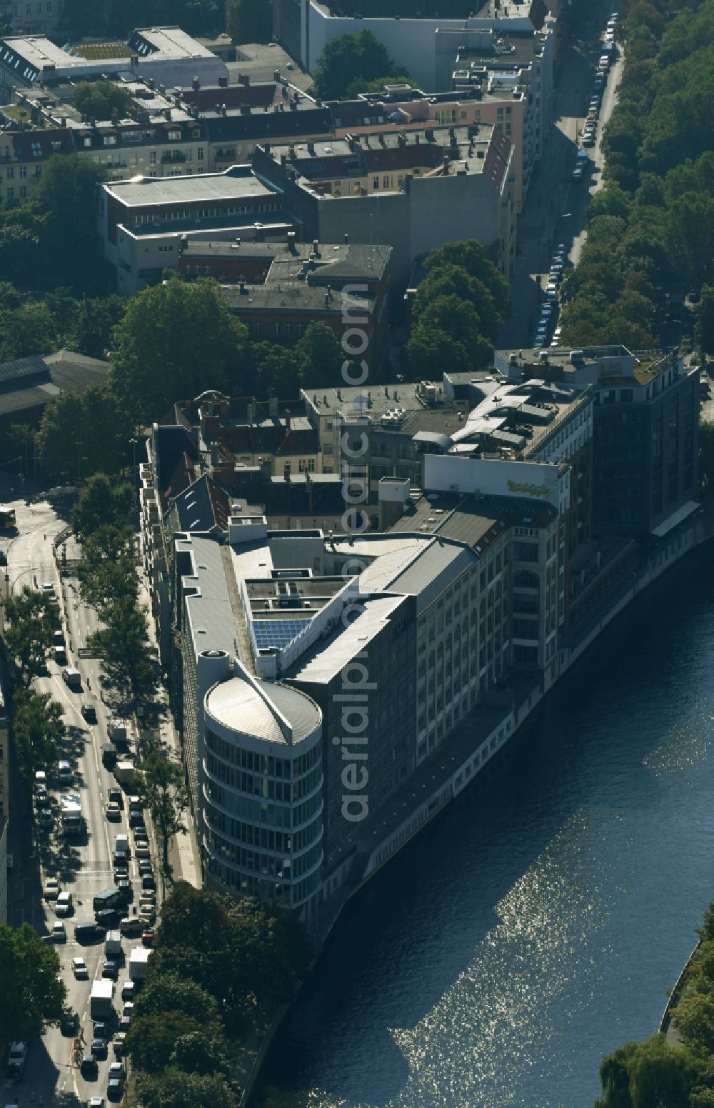 Berlin from the bird's eye view: Office building - Ensemble Spree-Forum in Alt-Moabtit in Berlin, Germany