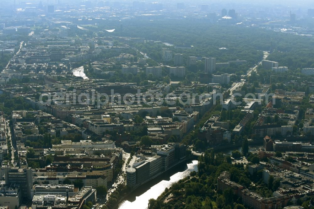 Aerial photograph Berlin - Office building - Ensemble Spree-Forum in Alt-Moabtit in Berlin, Germany