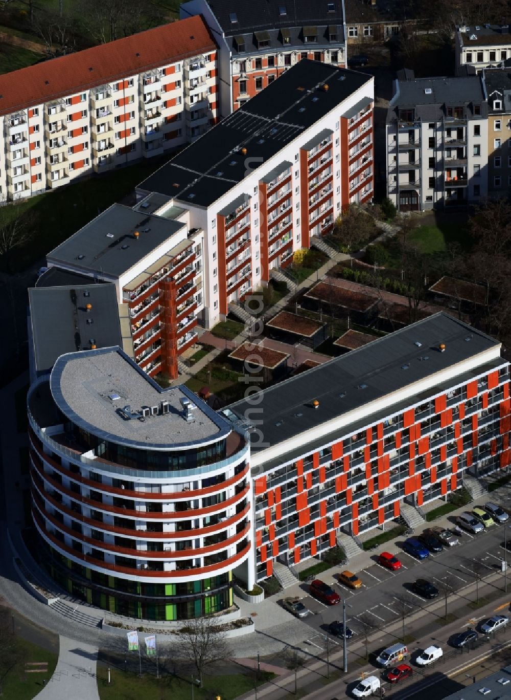 Leipzig from above - Office building - Ensemble of Wohnungsgenossenschaft UNITAS eG on Westplatz in the district Mitte in Leipzig in the state Saxony