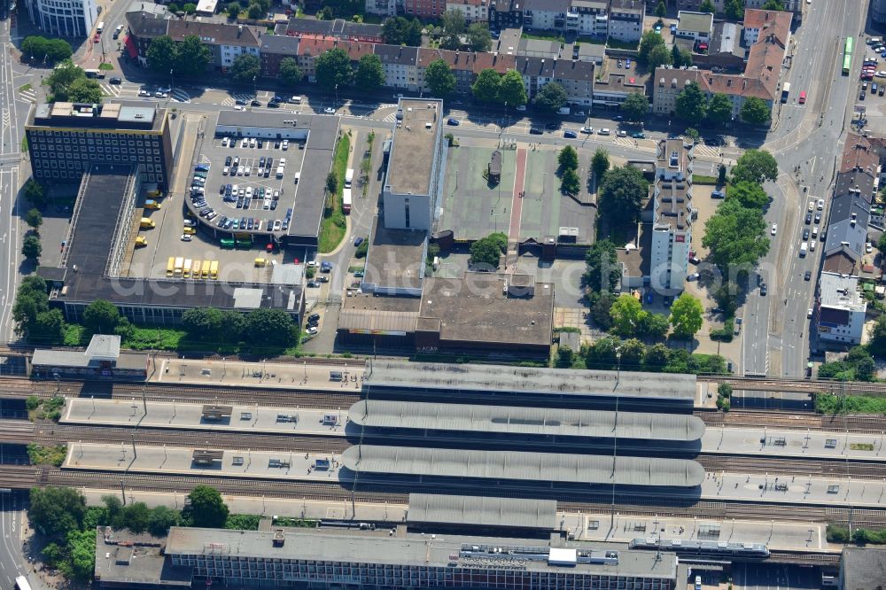 Bochum from above - Office and retail building at the Ferdinandstraße on Buddeberg place in Bochum in North Rhine-Westphalia