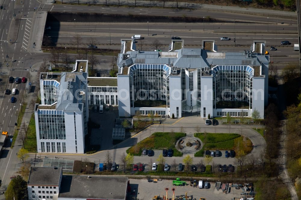 München from the bird's eye view: Office building of an administration and administration building on Hansastrasse in the district Sendling-Westpark in Munich in the state Bavaria, Germany