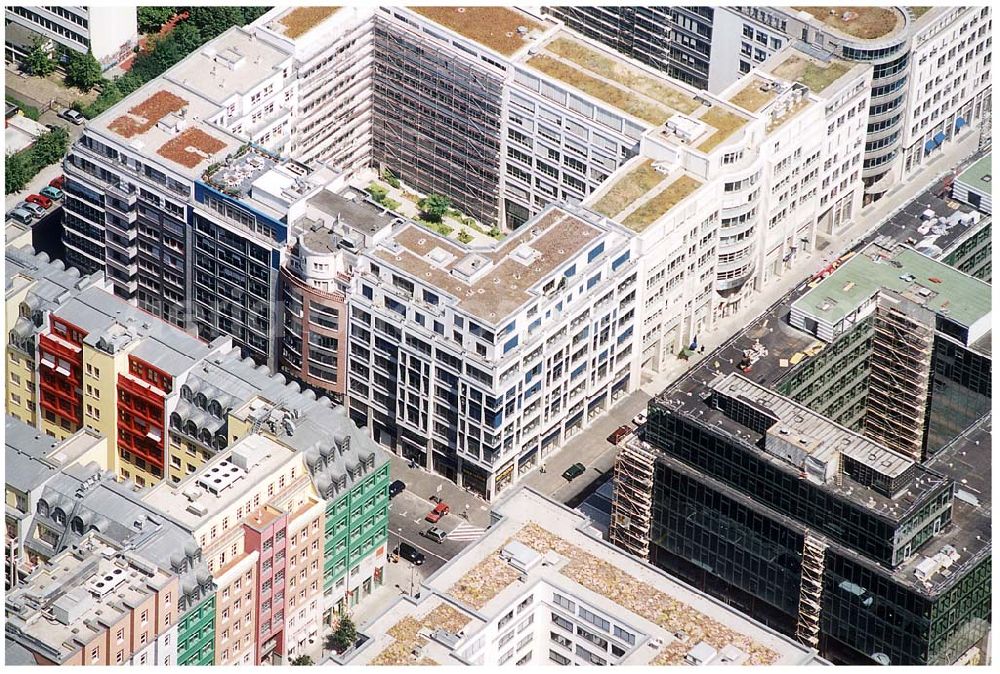 Aerial photograph Berlin - Büro- und Geschäftshaus Markgrafenstraße 22 in Berlin- Mitte. Ein Objekt der Madra Immobilien Marketing GmbH. madra Immobilien Marketing GmbH (030) 203529-0 Zimmerstr. 56, 10117 Berlin