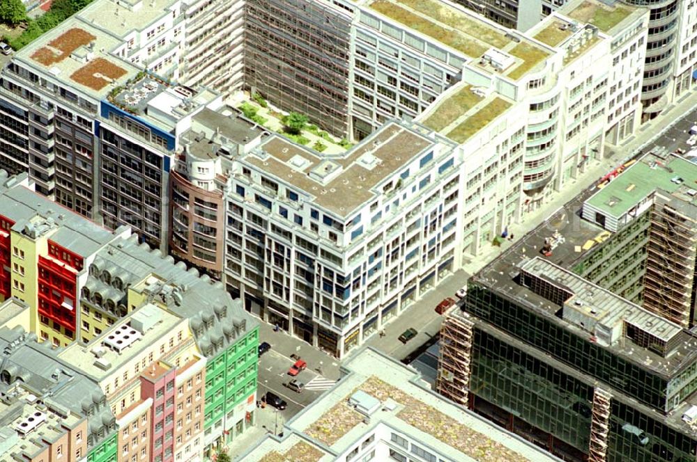 Aerial image Berlin - Büro- und Geschäftshaus Markgrafenstraße 22 in Berlin- Mitte. Ein Objekt der Madra Immobilien Marketing GmbH. madra Immobilien Marketing GmbH (030) 203529-0 Zimmerstr. 56, 10117 Berlin