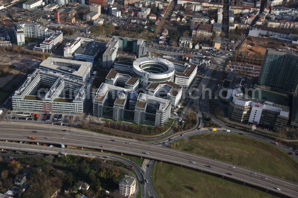 Aerial image Offenbach - View of the office and business Omega-house at the Strahlenbergerstreet in Offenbach