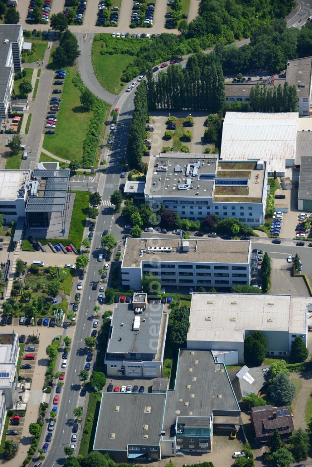 Aerial photograph Dortmund - Office and retail building at the Schleefstraße in Dortmund in North Rhine-Westphalia