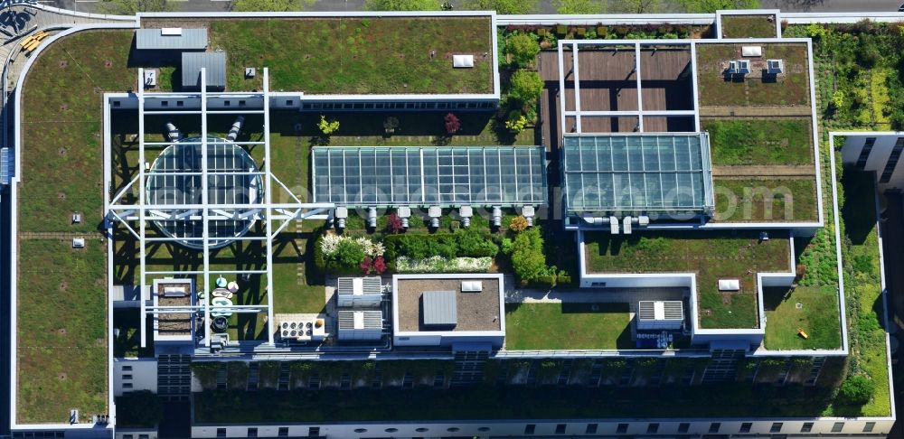 Berlin from above - Office and retail building at the Kantstrasse corner Uhland Strasse in Berlin - Charlottenburg