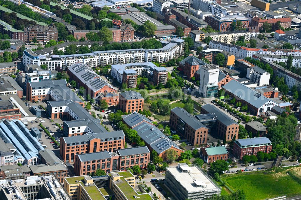 Aerial photograph Hamburg - Office and commercial building quarter on Gasstrasse - Daimlerstrasse in the district Bahrenfeld in Hamburg, Germany