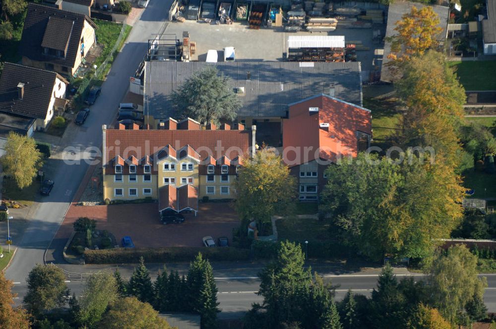 Aerial image Unna - Büro- und Geschäftshaus, zugleich Firmenhauptsitz der Unternehmensgruppe Markus Gerold an der Vaerstbrücke 1 in 59425 Unna.