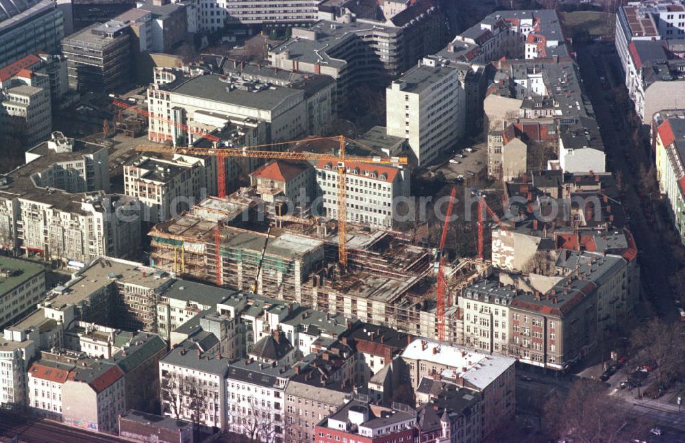 Aerial image Berlin - Charlottenburg - Büro- und Geschäftshausbau an der Kantstraße in Berlin - Charlottenburg.