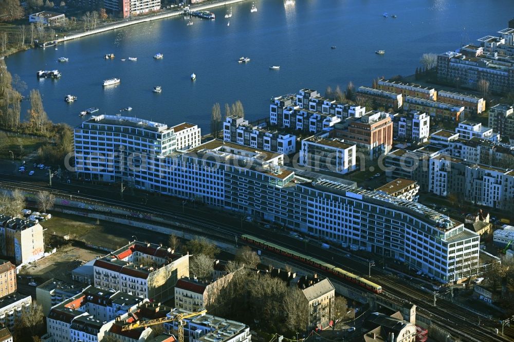 Berlin from the bird's eye view: New office and commercial building B:HUB on Kynaststrasse - Alt-Stralau in Berlin, Germany