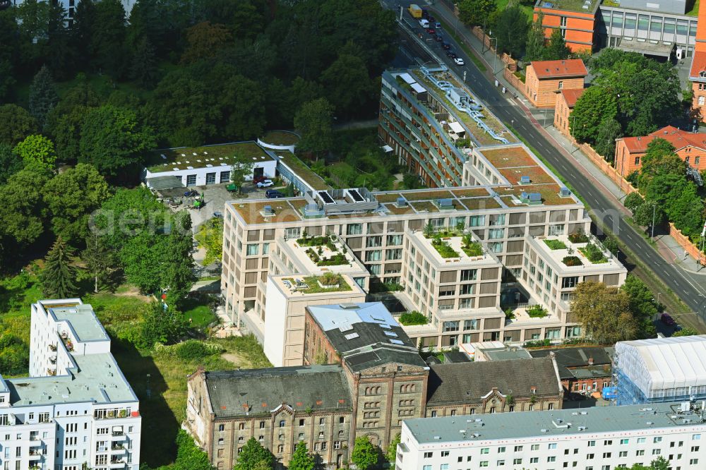 Aerial photograph Berlin - Office and commercial building on Landsberger Allee in the district Friedrichshain in Berlin, Germany