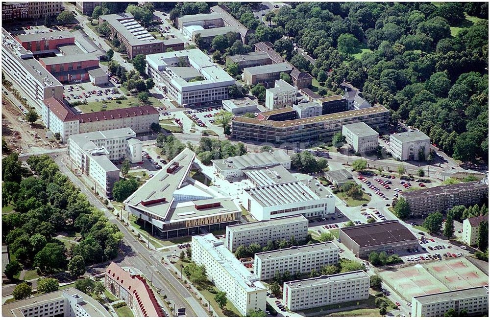  Düsseldorf from the bird's eye view: 06.07.2004 Büro- und Geschäftshauskomplex in der Düsseldorfer Innenstadt