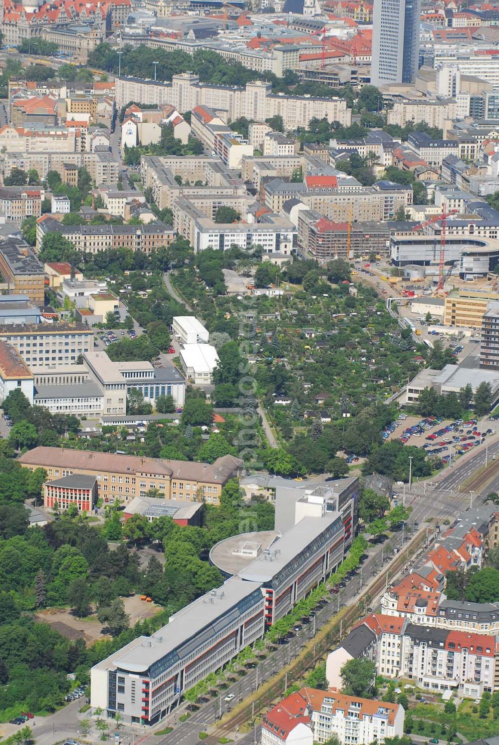 Aerial photograph Leipzig - Büro- und Geschäftshauskomplex der IKV GMBH an der Wichernstraße in Leipzig.