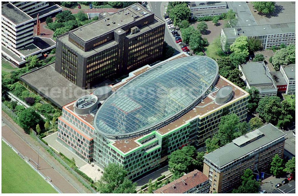 Düsseldorf from above - 06.07.2004 Büro- und Geschäftshauskomplex in der Innenstadt