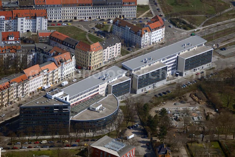 Leipzig from the bird's eye view: Blick auf einen Büro- und Geschäftshauskomplex an der Prager Strasse in Leipzig - Reudnitz.