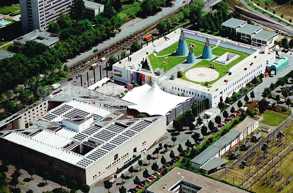 Köln oder Bonn / NRW from the bird's eye view: Büro- und Geschäftshausneubau.