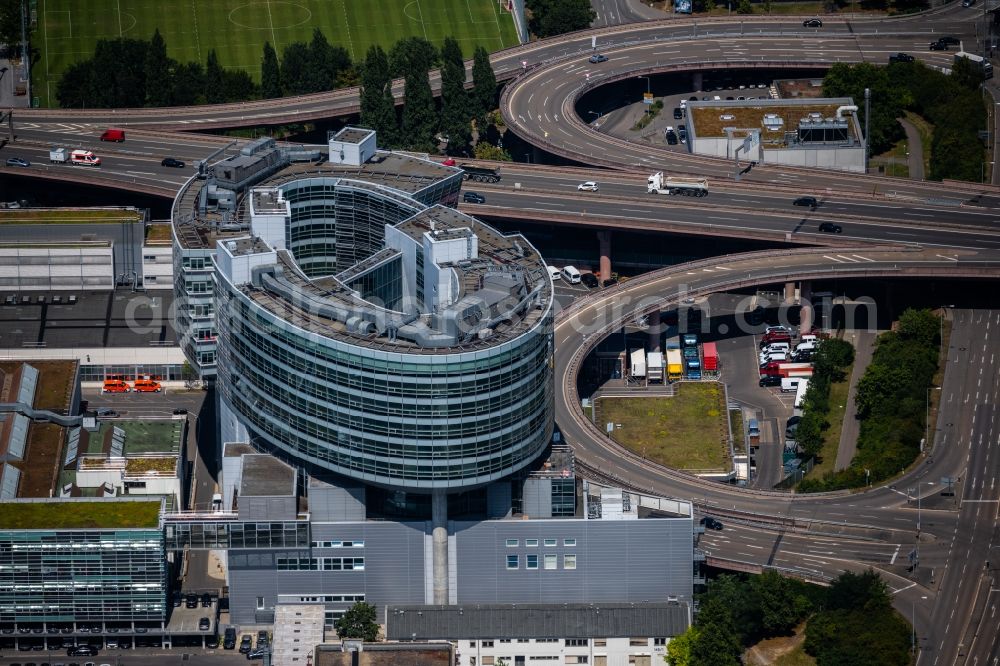 Stuttgart from above - office and corporate management high-rise building of Daimler Van Technology Center (VTC) on Merceofstrasse in the district Benzviertel in Stuttgart in the state Baden-Wurttemberg, Germany