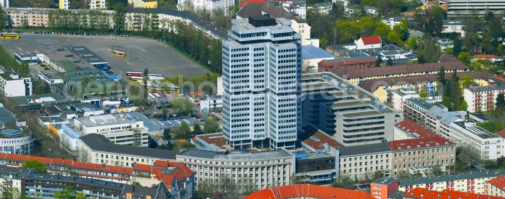 Aerial image Berlin - Office and corporate management high-rise building Deutsche Rentenversicherung Bund DRV in the district Charlottenburg in Berlin, Germany