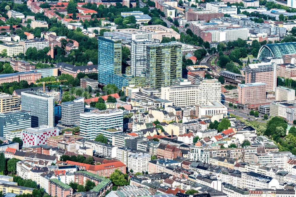 Aerial photograph Hamburg - Office and corporate management high-rise building IBM Germany GmbH Beim Strohhause in Hamburg, Germany