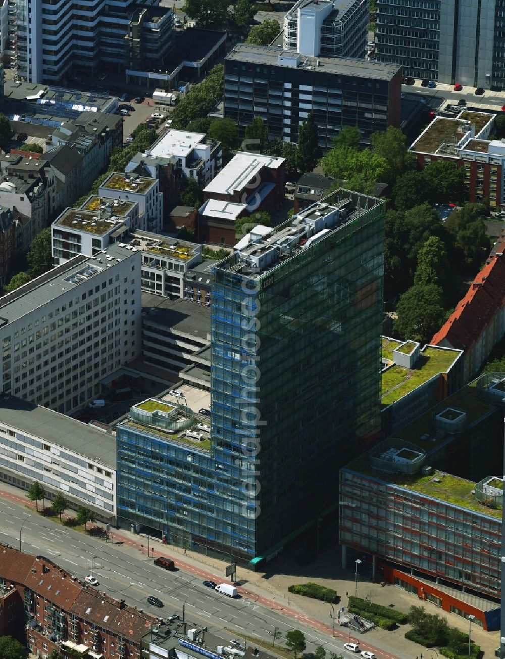 Aerial photograph Hamburg - Office and corporate management high-rise building Beim Strohhause in the district Sankt Georg in Hamburg, Germany