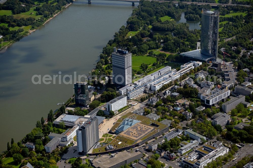 Aerial photograph Bonn - Office and corporate management high-rise building Post Tower on Charles-de-Gaulle-Strasse in the district Gronau in Bonn, in the state North Rhine-Westphalia, Germany