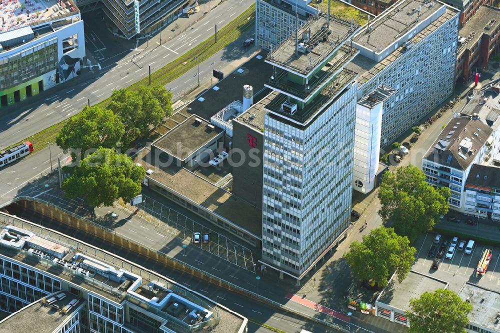 Köln from the bird's eye view: Office and corporate management high-rise building of T-Systems International GmbH on street Sternengasse in the district Altstadt in Cologne in the state North Rhine-Westphalia, Germany