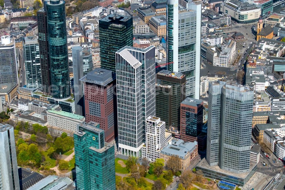 Frankfurt am Main from the bird's eye view: Office and corporate management high-rise building Taunusturm on the am Taunustor in the district Innenstadt in Frankfurt in the state Hesse, Germany