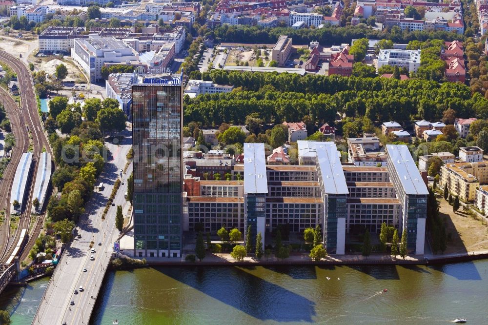 Aerial photograph Berlin - Office and corporate management high-rise building An den Treptowers in the district Treptow in Berlin, Germany