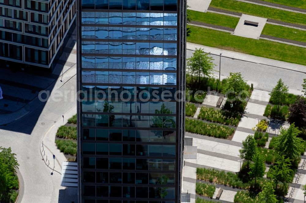 Aerial image Bremen - Office and corporate management high-rise building Wesertower Am Weser-Terminal in Bremen, Germany