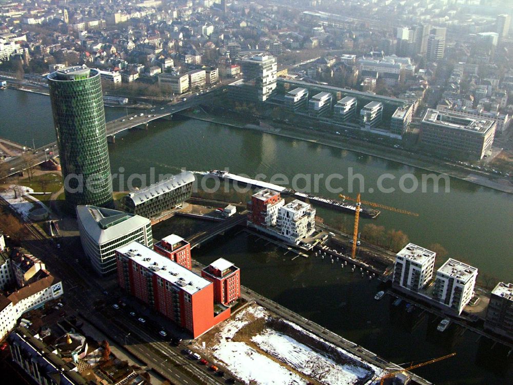 Aerial image Frankfurt am Main - Office and corporate management high-rise building WesthafenTower on place Westhafenplatz in the district Gutleutviertel in Frankfurt in the state Hesse, Germany