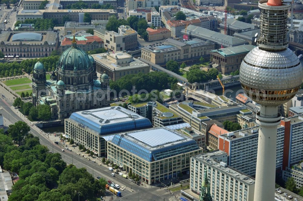 Aerial image Berlin Mitte - Office, residential and commercial building ensemble City Quartier Berlin Domaquaree in the city center Mitte district of Berlin