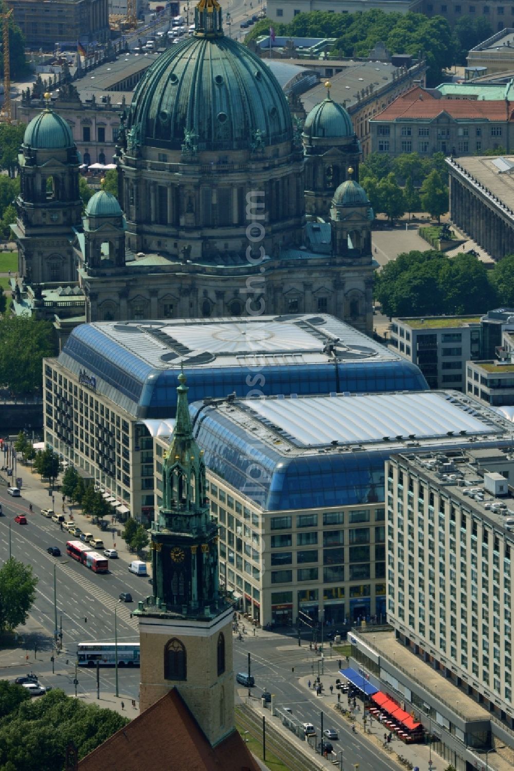 Berlin Mitte from the bird's eye view: Office, residential and commercial building ensemble City Quartier Berlin Domaquaree in the city center Mitte district of Berlin