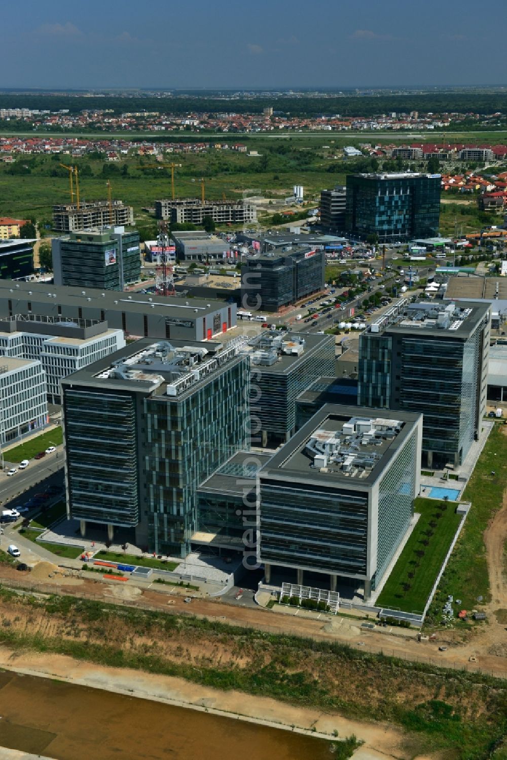 Bukarest from the bird's eye view: View of the office and residential building Global City Pipera in Bucharest in Romania