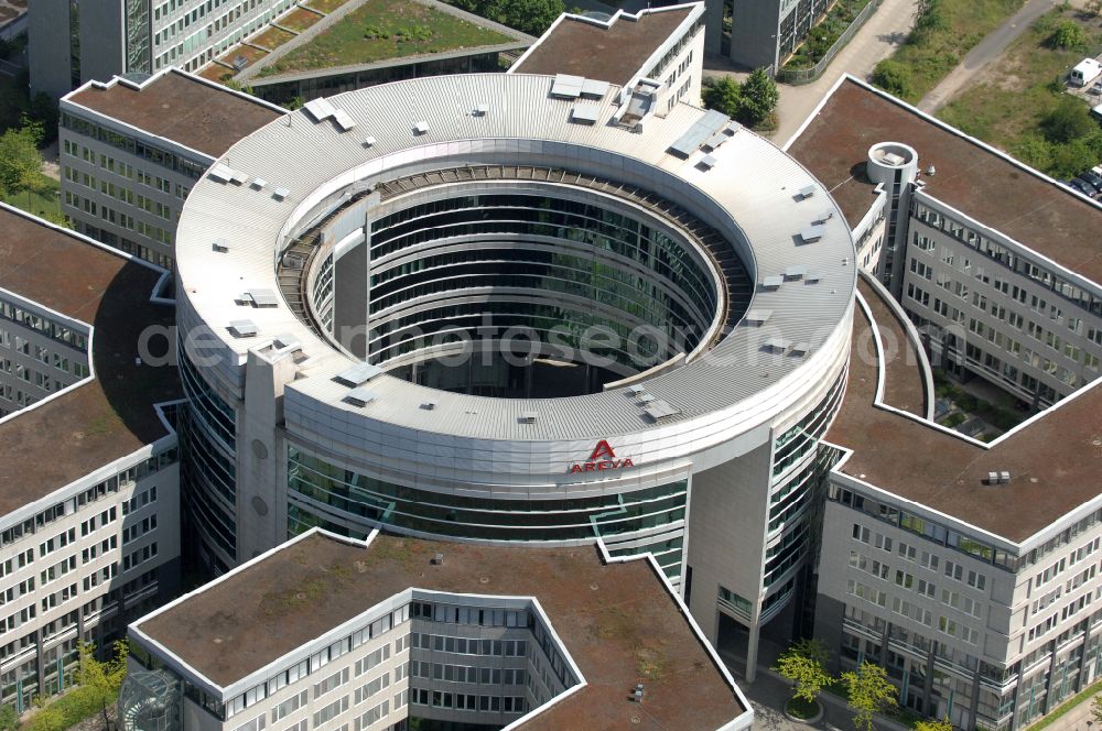 Aerial image Offenbach am Main - Office building Omega Haus on street Strahlenbergerstrasse in Offenbach am Main in the state Hesse, Germany