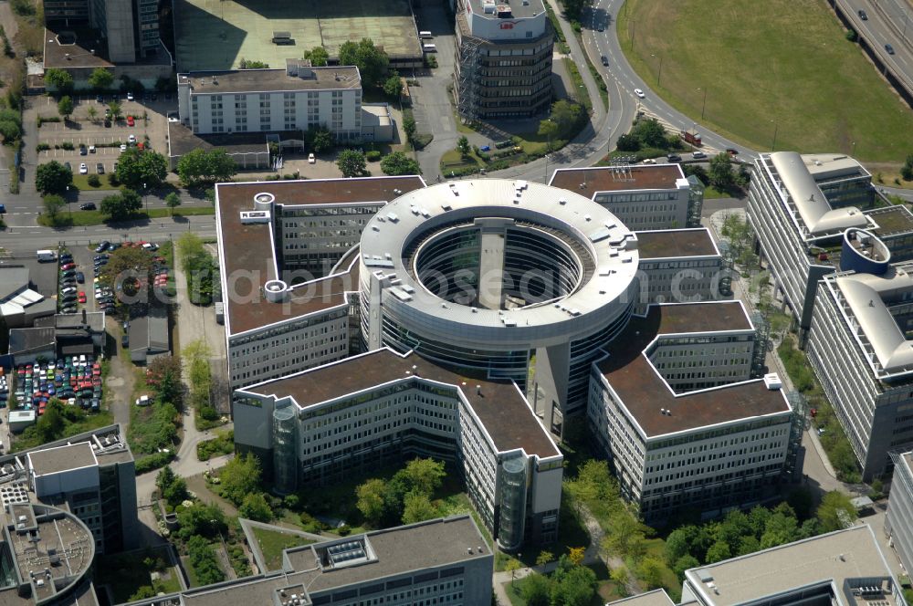 Aerial photograph Offenbach am Main - Office building Omega Haus on street Strahlenbergerstrasse in Offenbach am Main in the state Hesse, Germany