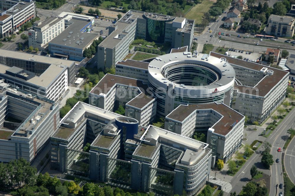 Aerial image Offenbach am Main - Office building Omega Haus on street Strahlenbergerstrasse in Offenbach am Main in the state Hesse, Germany