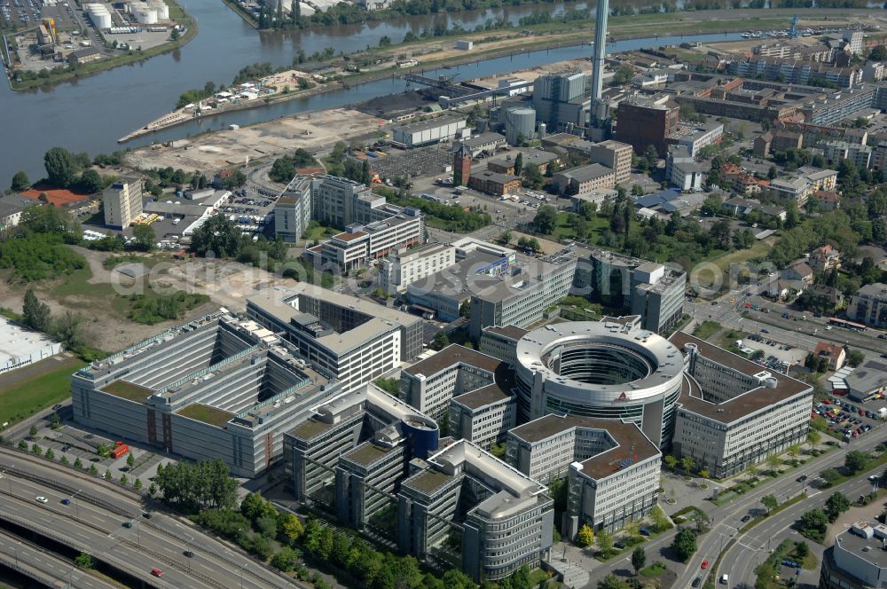 Offenbach am Main from the bird's eye view: Office building Omega Haus on street Strahlenbergerstrasse in Offenbach am Main in the state Hesse, Germany