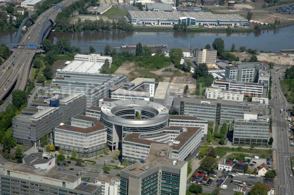 Aerial photograph Offenbach am Main - Office building Omega Haus on street Strahlenbergerstrasse in Offenbach am Main in the state Hesse, Germany