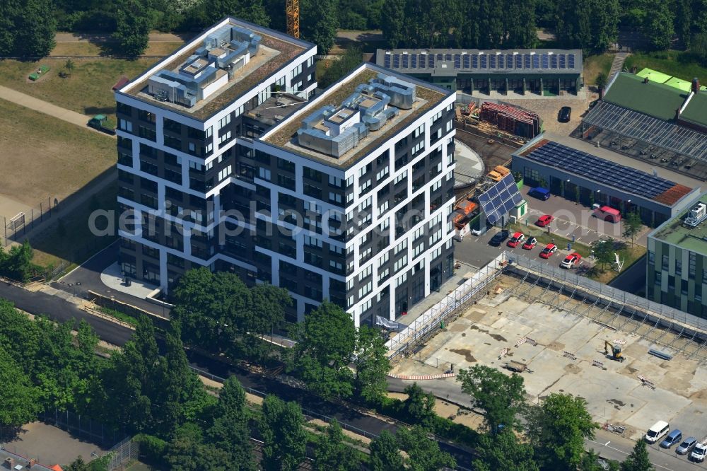 Aerial photograph Berlin Schöneberg - Office building of ARCADIS Germany GmbH on the grounds of the EUREF-Campus Schoeneberg in Berlin