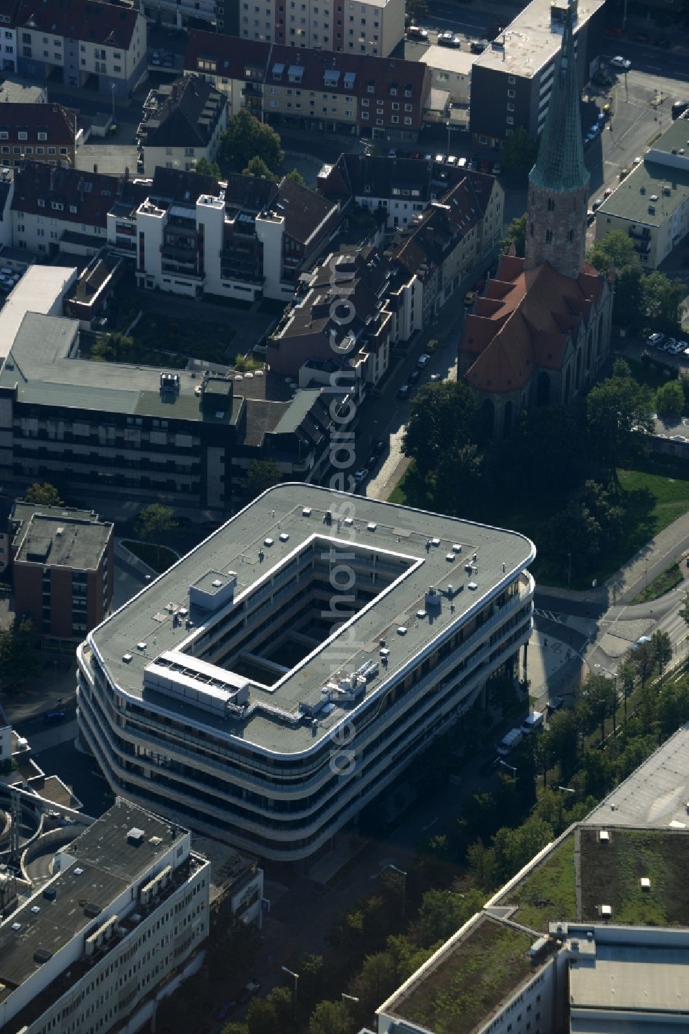 Aerial photograph Braunschweig - Office building of the media house BVZ in Braunschweig in the state of Lower Saxony. The building includes offices of the publishing house and the Braunschweig Newspaper