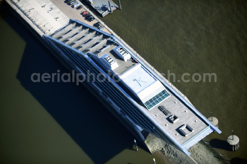 Aerial image Hamburg - Dockland office building on the River Elbe bridge at fishing harbor in Hamburg