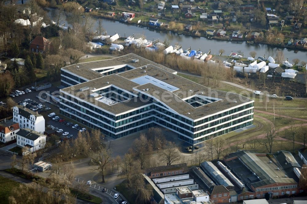 Aerial image Lübeck - Office building Draeger Medical on Finkenstrasse in the district Sankt Lorenz Sued in Luebeck in the state Schleswig-Holstein, Germany