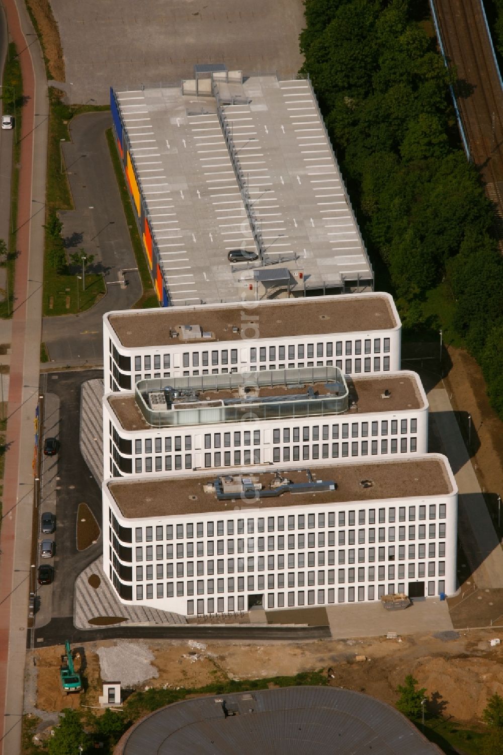 Aerial photograph Duisburg - View of office buildings in Duisburg in the state of North Rhine-Westphalia