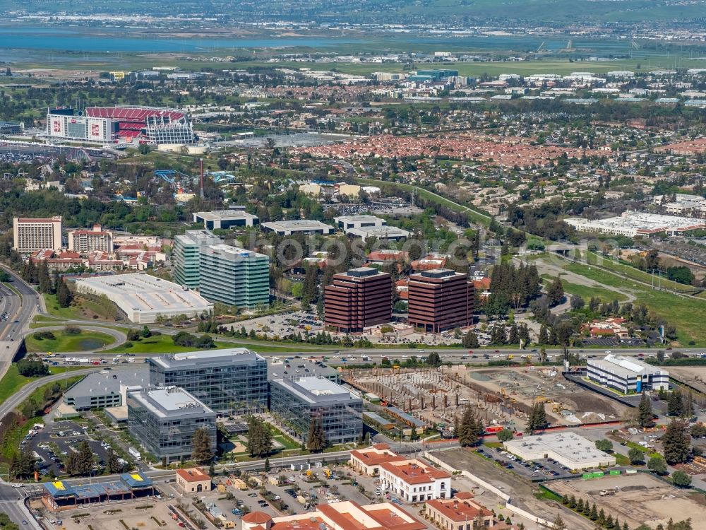 Santa Clara from the bird's eye view: Office building complex and business area in Silicon Valley in Santa Clara in California in the USA